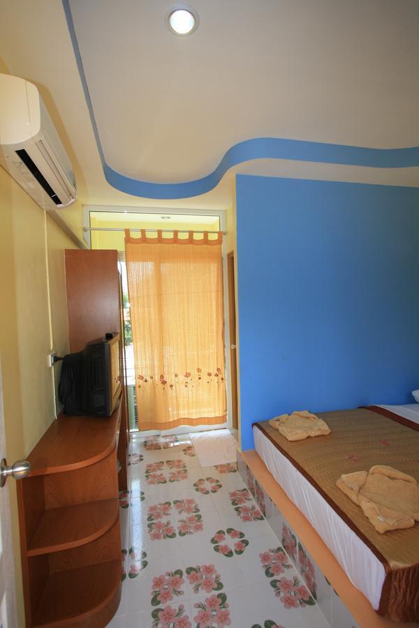 Amonrada House Hostel Ko Tao Buitenkant foto